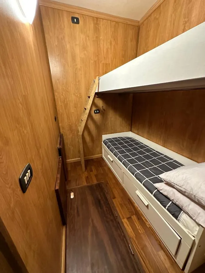 Tiny House - Spaccanapoli Apartment