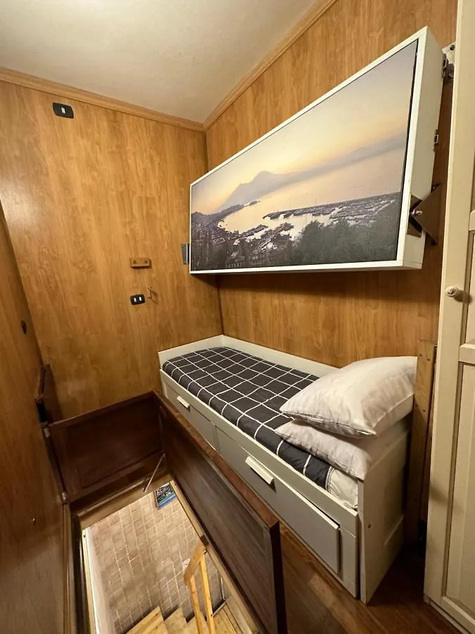 Tiny House - Spaccanapoli Apartment  Naples