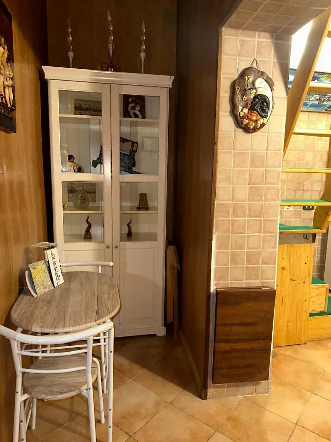 Tiny House - Spaccanapoli Apartment Italy